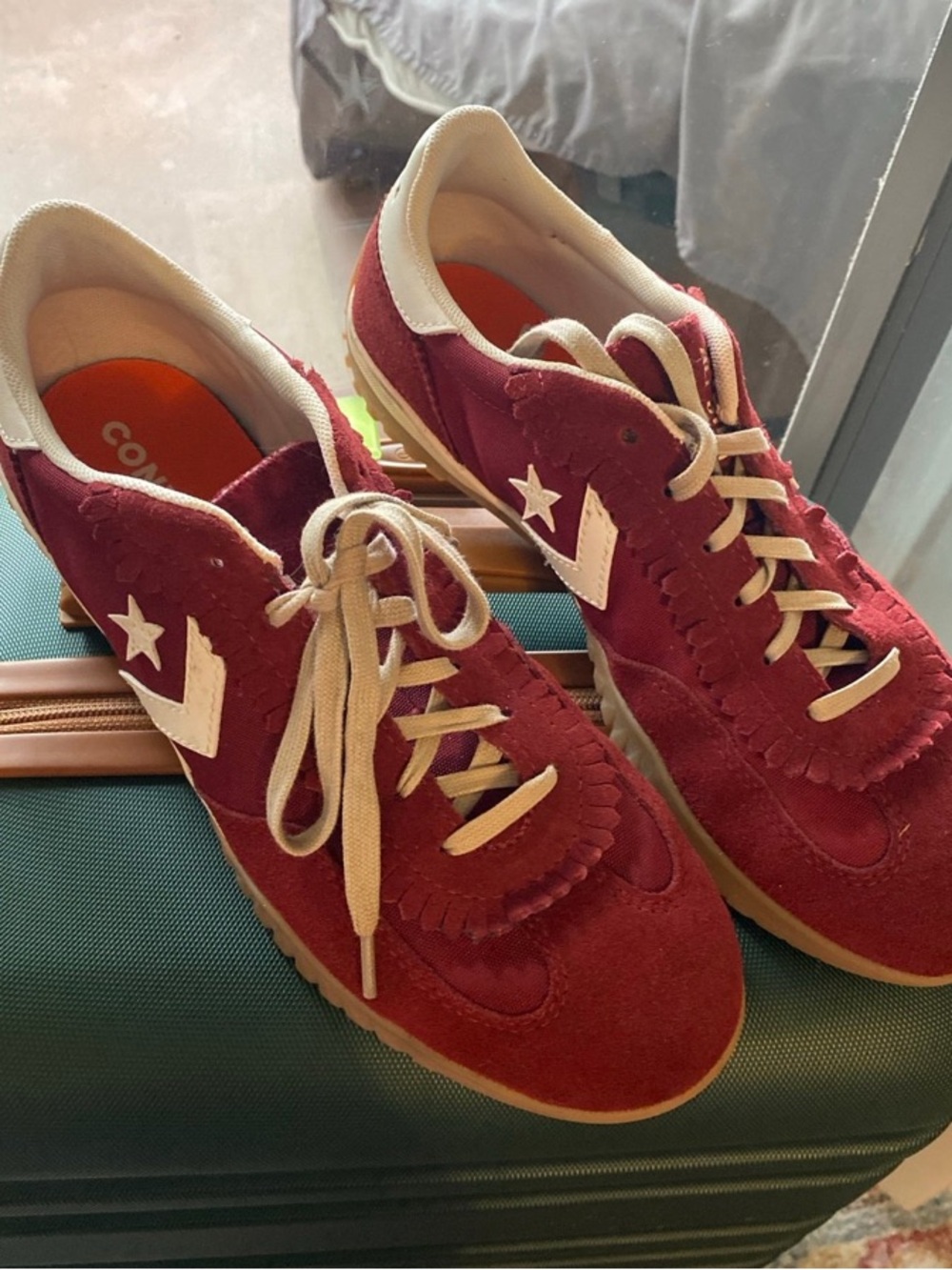 Converse Women's Suede Maroon & Cream Retro Runner